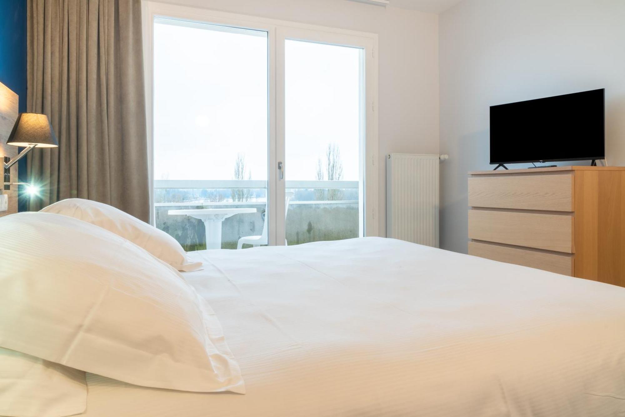 Brit Hotel Le Parc Vichy Bellerive-sur-Allier Zewnętrze zdjęcie