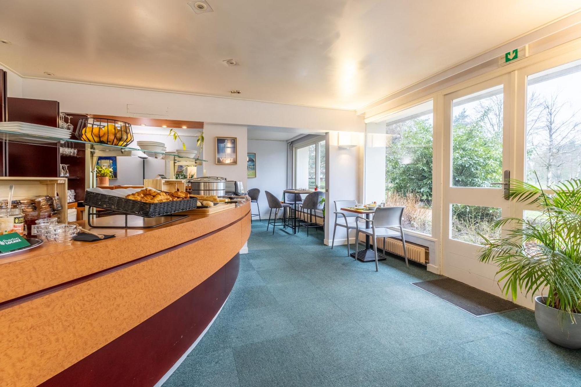 Brit Hotel Le Parc Vichy Bellerive-sur-Allier Zewnętrze zdjęcie