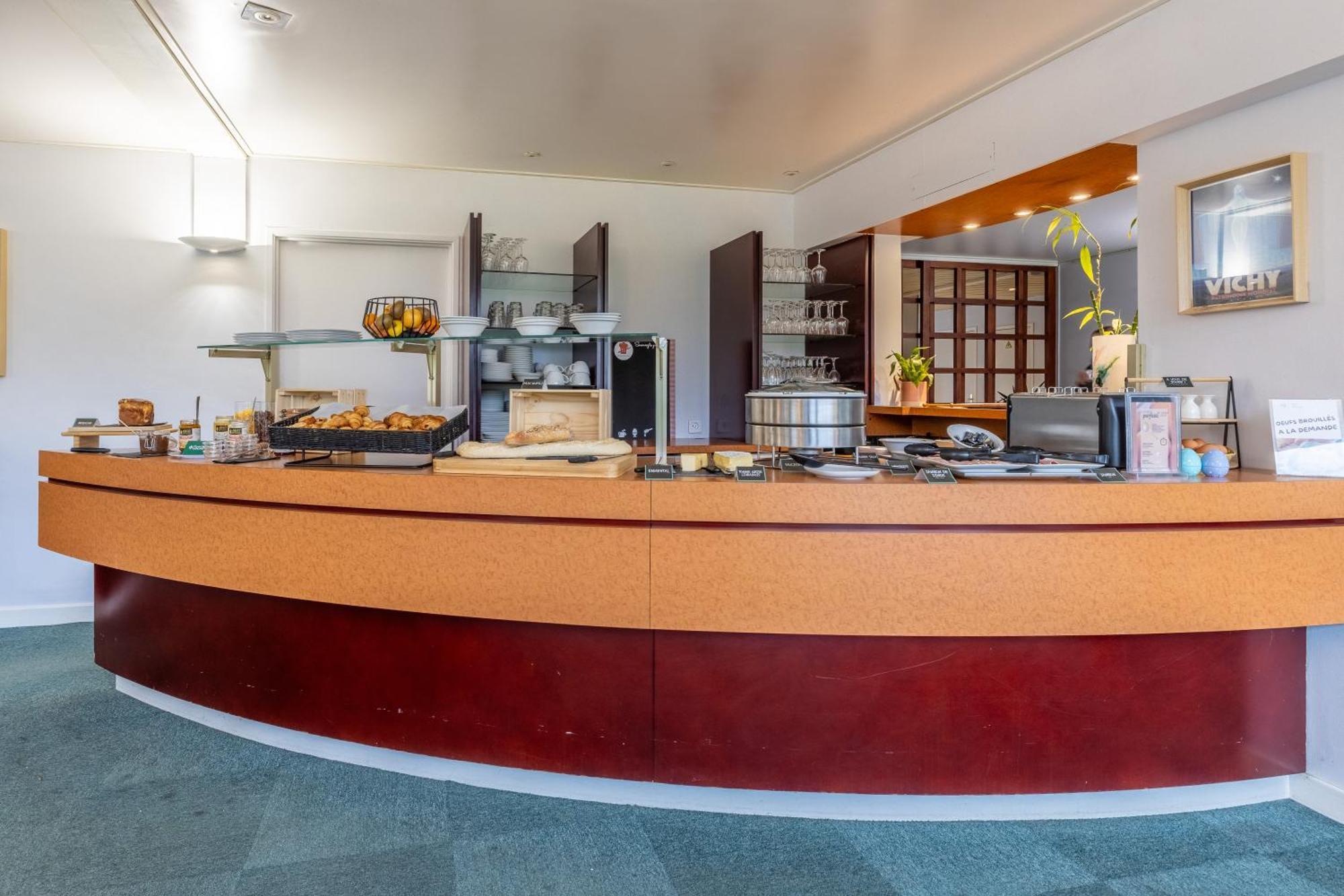 Brit Hotel Le Parc Vichy Bellerive-sur-Allier Zewnętrze zdjęcie