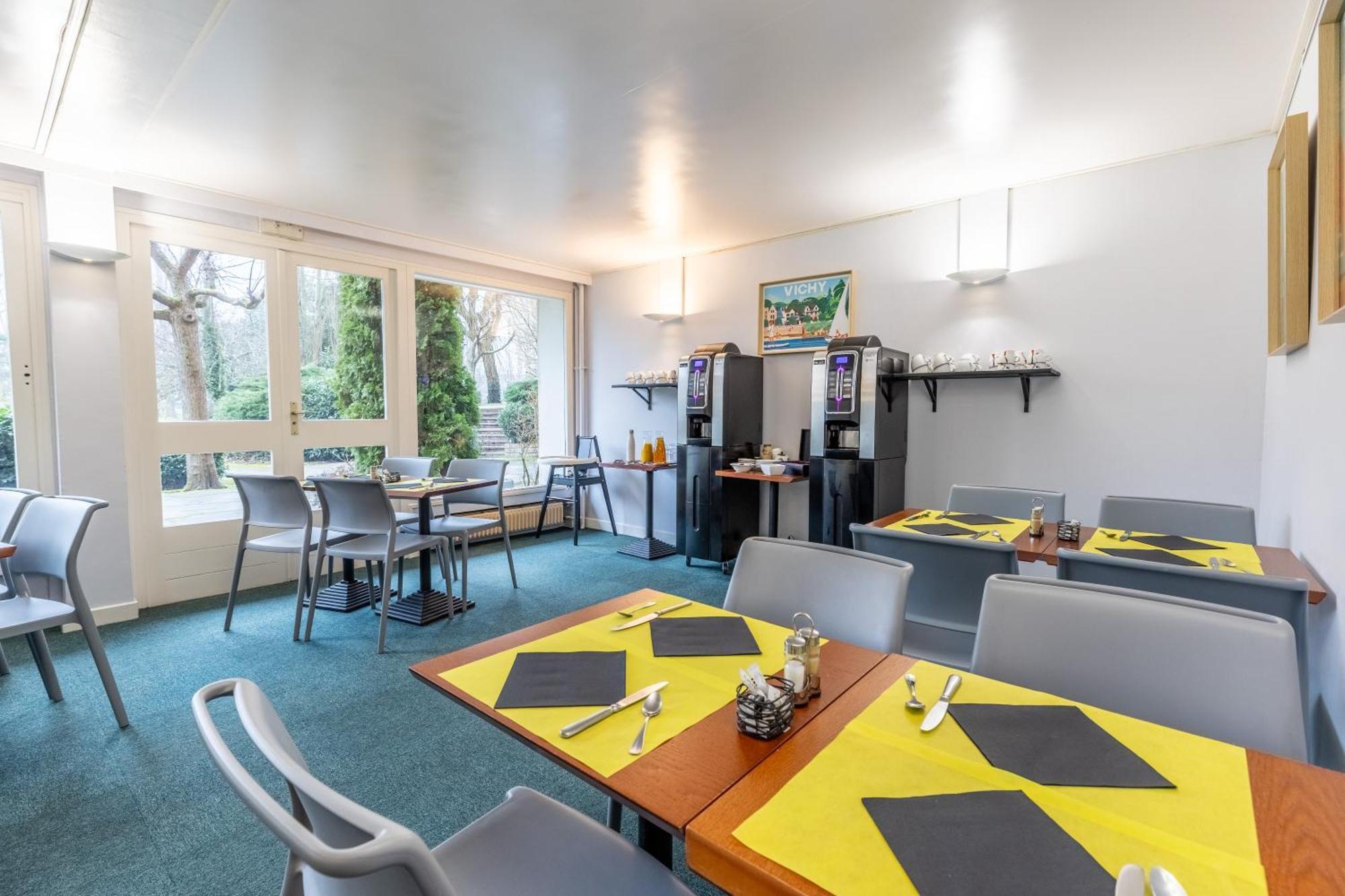 Brit Hotel Le Parc Vichy Bellerive-sur-Allier Zewnętrze zdjęcie